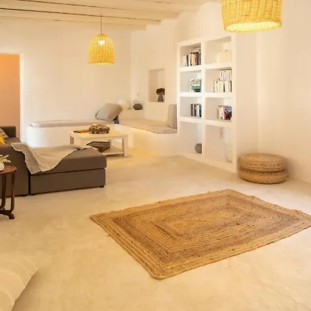 Omalley Into The Cycladic Wild * Kamárai