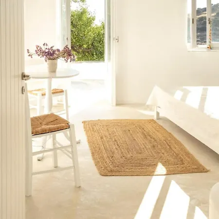 Omalley Into The Cycladic Wild Landsted *