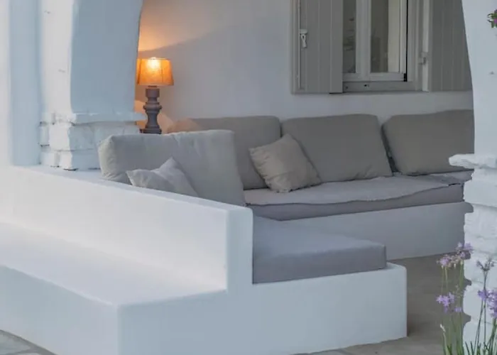 Omalley Into The Cycladic Wild Landhaus *