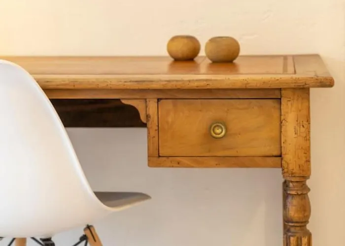 Omalley Into The Cycladic Wild 컨트리하우스 카마레스